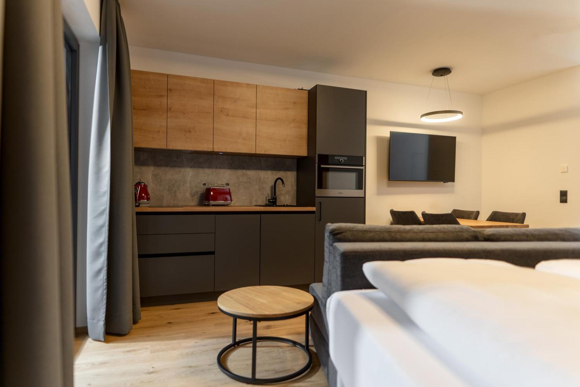 Pure Alpine Suites Schladming Buitenkant foto