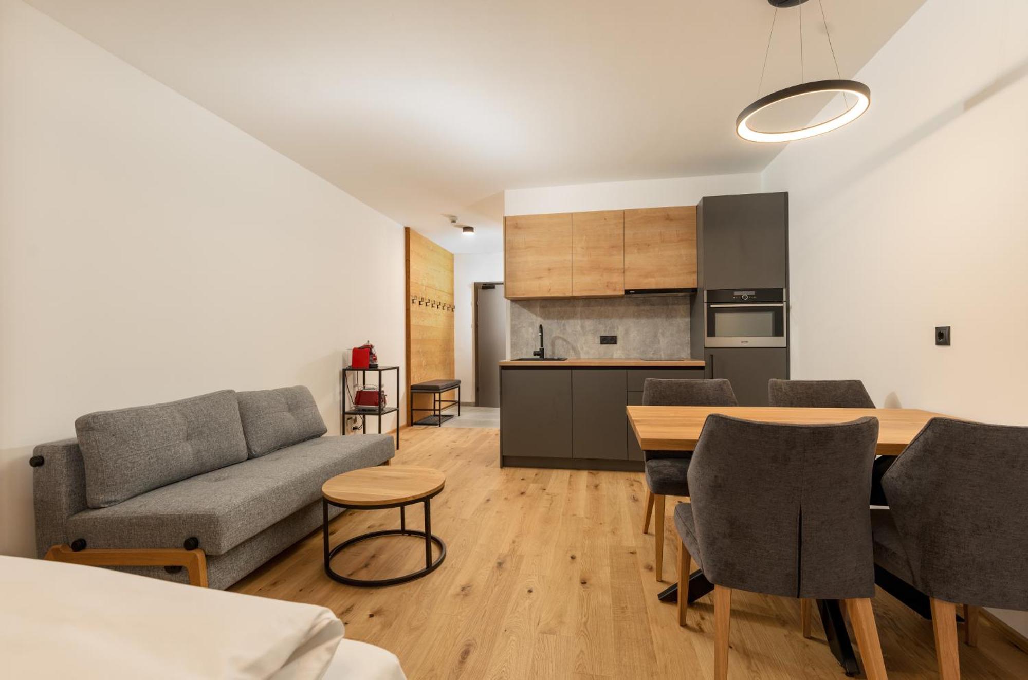 Pure Alpine Suites Schladming Buitenkant foto