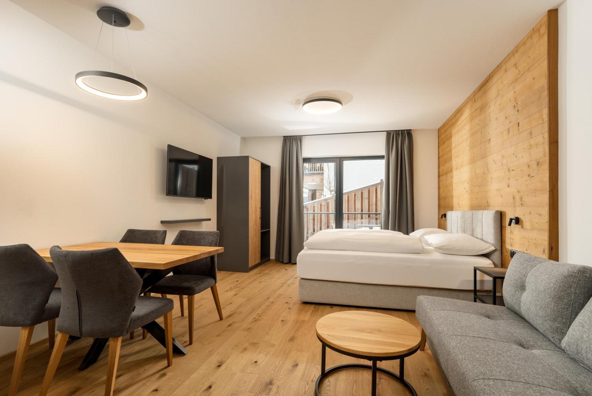 Pure Alpine Suites Schladming Buitenkant foto