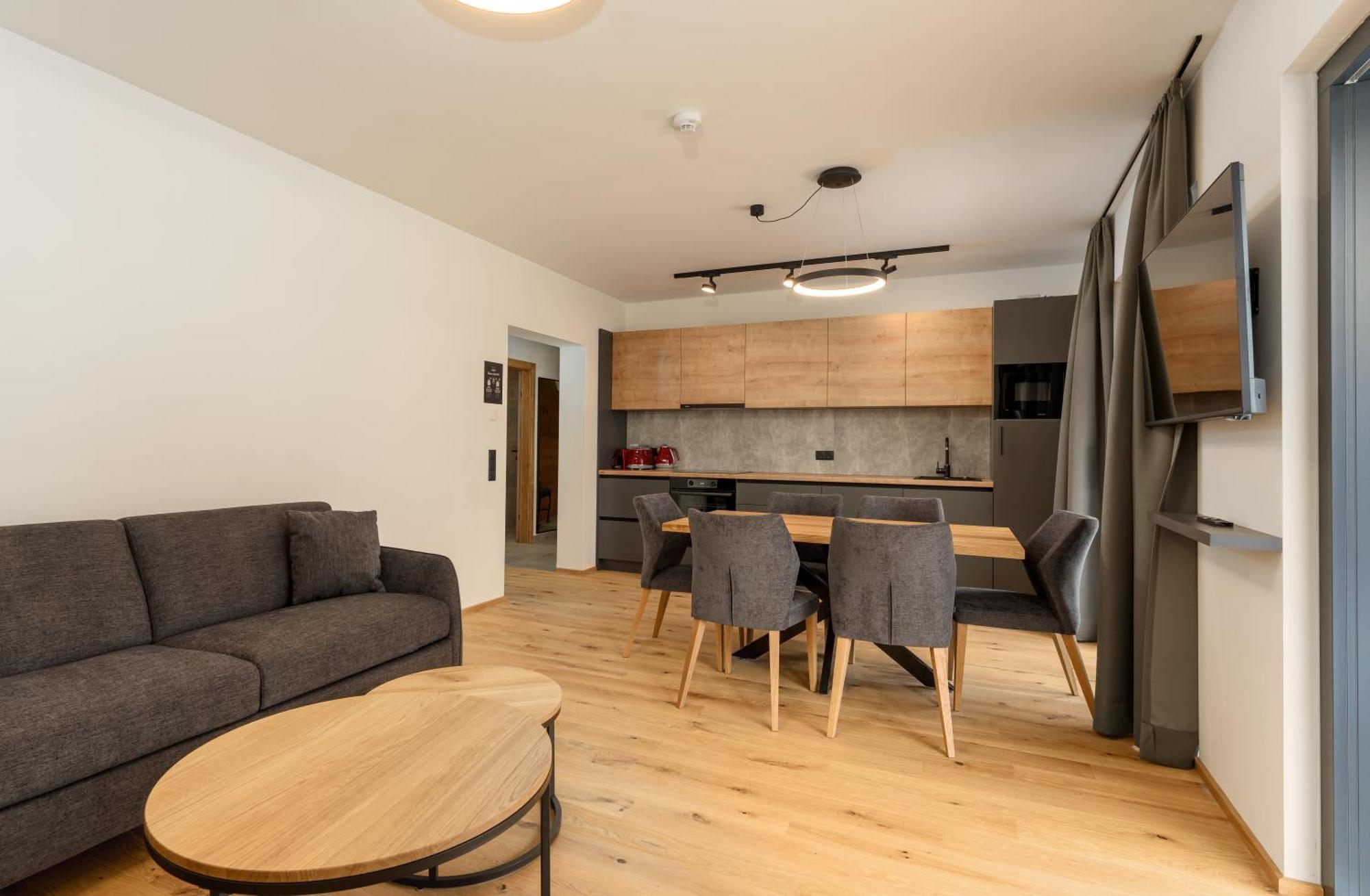 Pure Alpine Suites Schladming Buitenkant foto
